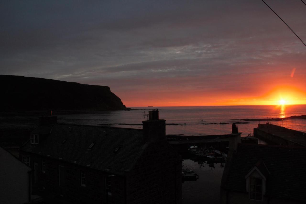 Bellevue Holiday Cottage Gardenstown Exteriör bild